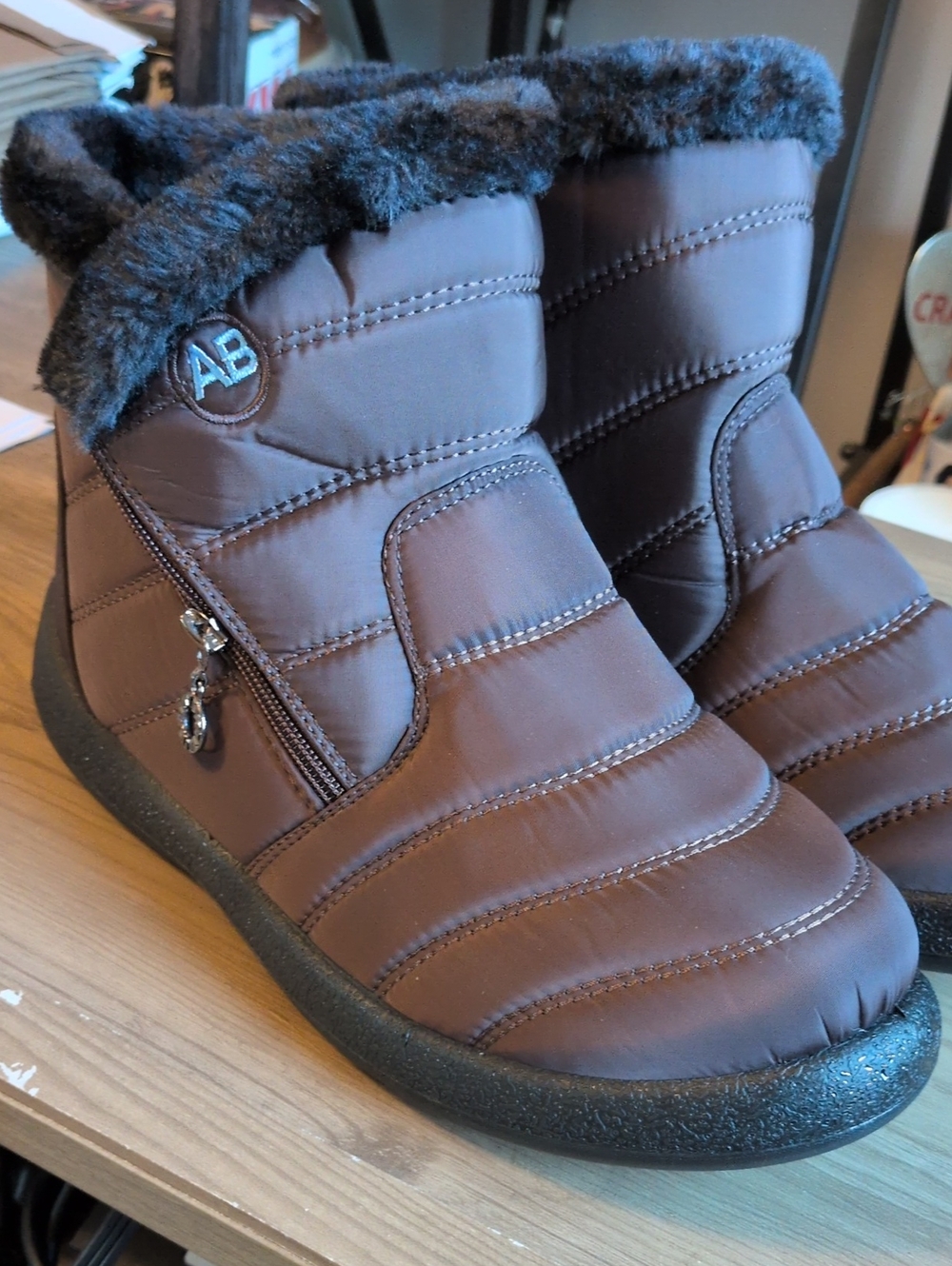 Women's Size 41 Brown Quilted Faux-Fur Winter Boots New Never Warn